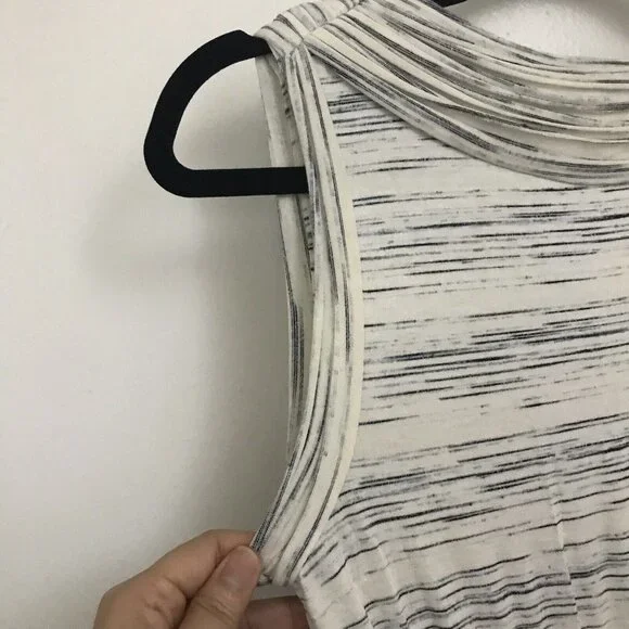 Max Studio Womens Long Dress Maxi V Neck Sleeveless Rayon Blend Size M New - Picture 9 of 12